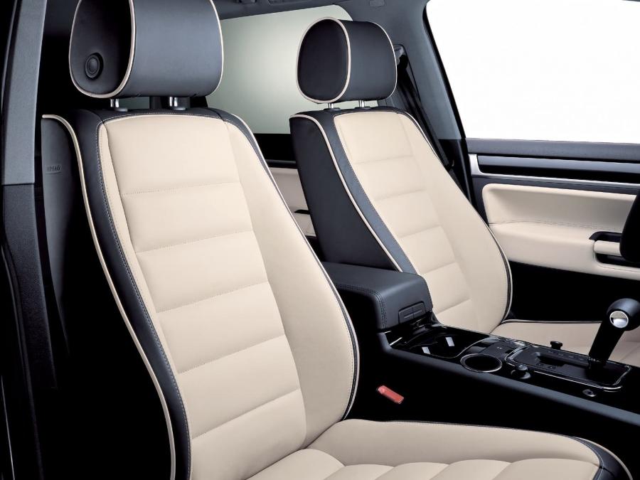  Volkswagen Touareg V6 TDi Exclusive Edition 2006 года  (фото 6 из 6)